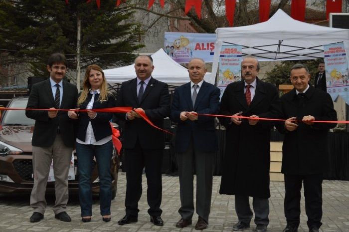 Belediye Başkanı Neşet Çağlayan, Muhteşem 100 Gün Alışveriş Günleri Açılış Pragramına Katıldı 