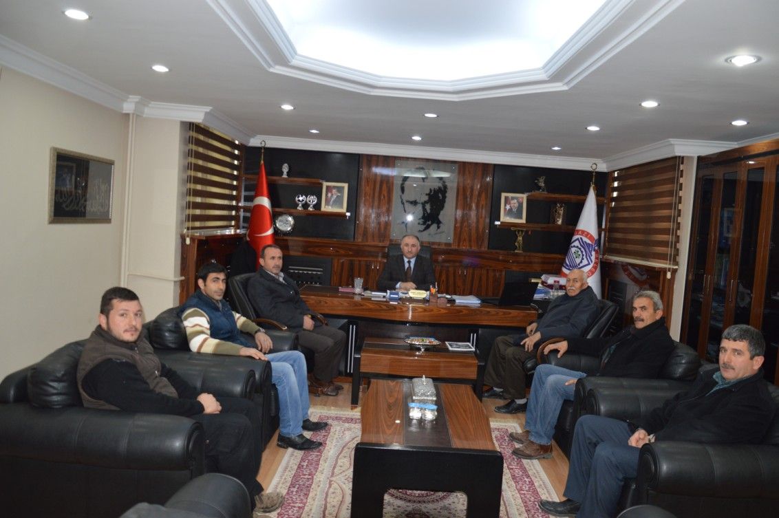 Orhangazi Hurdacılar ve Geri Dönüşümcüler Kooperatifi Yöneticileri Belediye Başkanı Neşet Çağlayan’ı Makamında Ziyaret Etti 