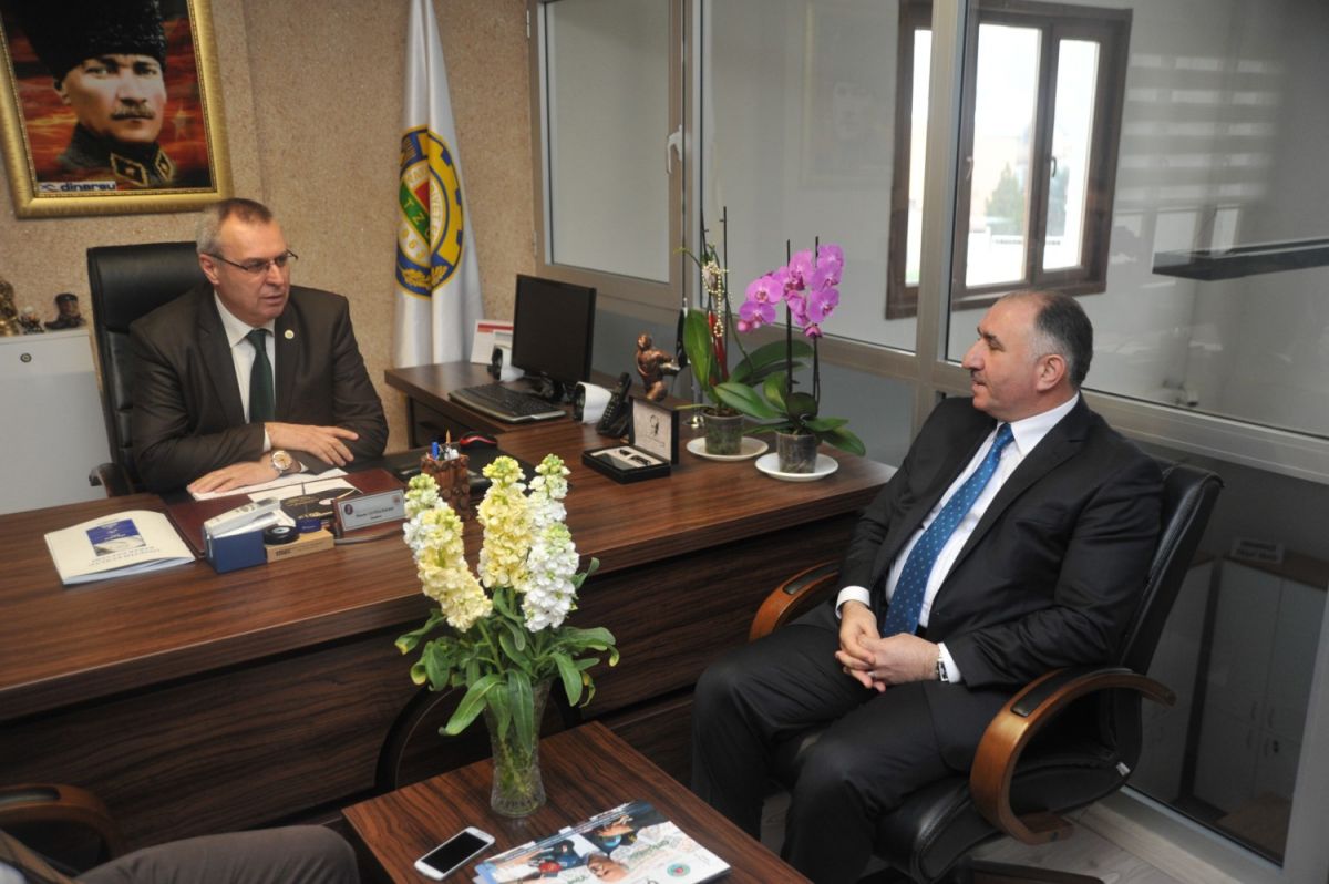 Belediye Başkanı Neşet Çağlayan, Ziraat Odasını Ziyaret Etti 