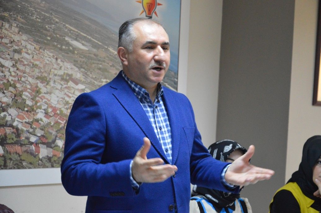 AK Parti Orhangazi Kadın Kolları Yönetiminin Tanışma ve Kaynaşma Kahvaltısına Katıldı 