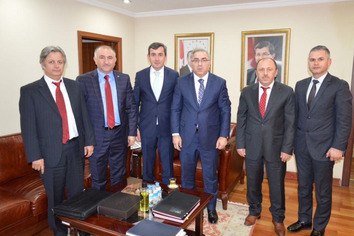 Belediye Başkanı Neşet Çağlayan, TOKİ Başkanı M.Ergün Turan’ı Ziyaret Etti 