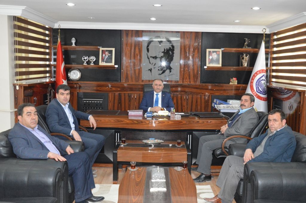 Orhangazi Belediye Başkanı Neşet Çağlayan, 127 Nolu Minibüs ve Küçük Otobüsçüler Kooperatifi Yeni Başkanı Davut Zengin’i ve Yönetim Kurulu Üyelerini Makamında Kabul Etti 