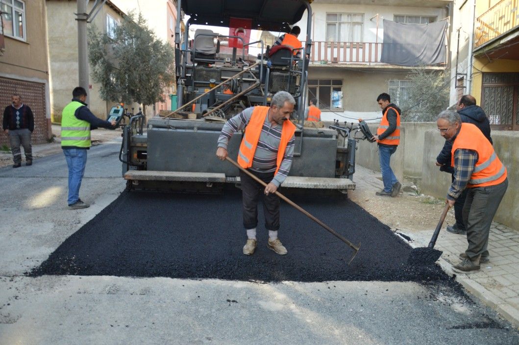 Asfalt Çalışmaları Kaldığı Yerden Devam Ediyor 