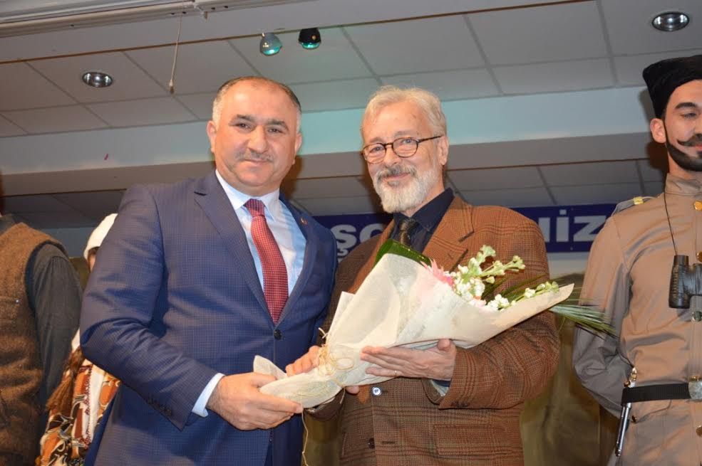 "Çanakkale'de Bir Elif" Adlı Oyun Sahnelendi 