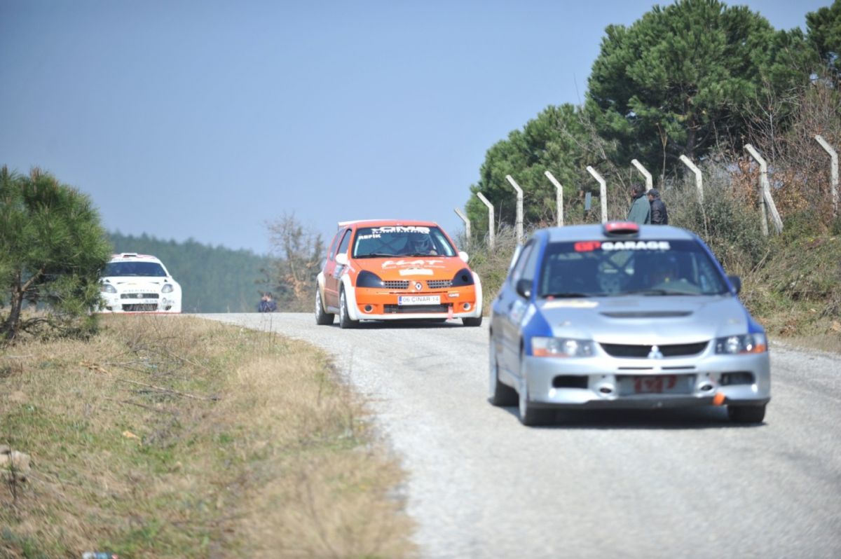 Tırmanma Şampiyonasının İlk Yarışı Orhangazi'de Yapıldı 