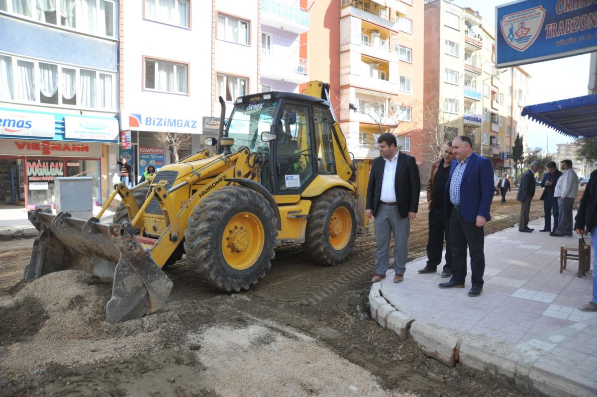 Asfaltlama Çalışmaları Kaldığı Yerden Devam Ediyor 