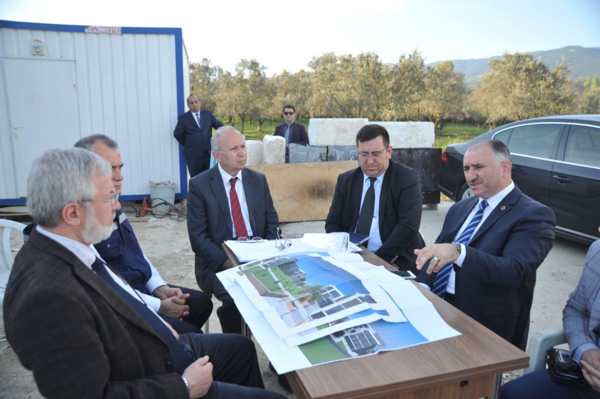 Uludağ Üniversitesi Rektörü Orhangazi'deydi 