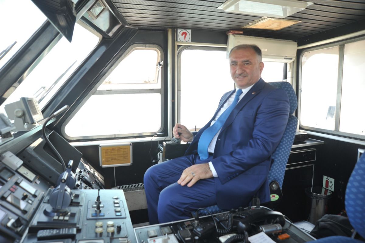 GEMİ İLK TURUNU ENGELLİLER VE KADIN MECLİSİ İLE YAPTI 