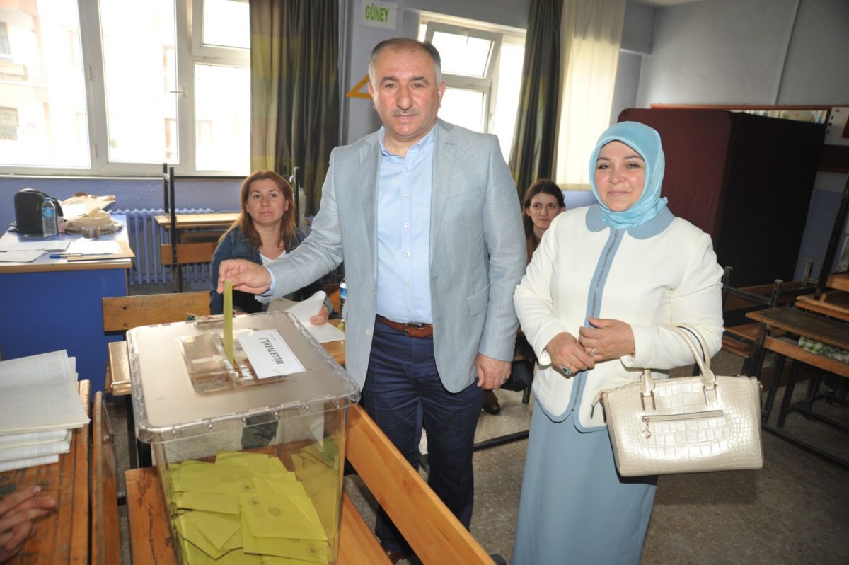 BAŞKAN ÇAĞLAYAN OYUNU KULLANDI 