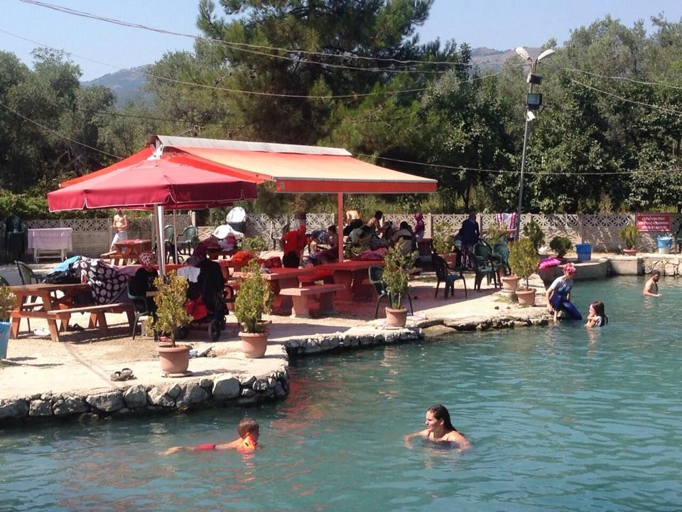 KERAMET ILICA KAPLICASINA VATANDAŞLARDAN YOGUN İLGİ 