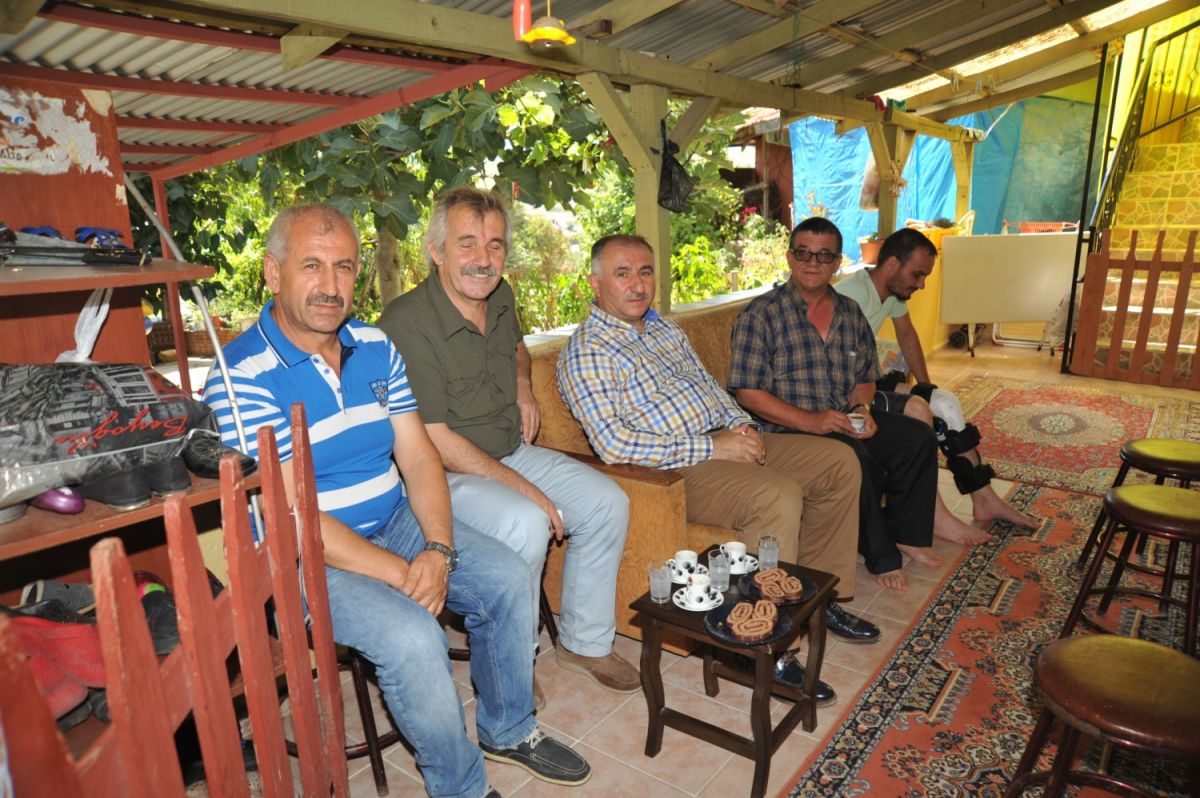 BAŞKAN ORTAKÖY MUHTARINA GEÇMİŞ OLSUN ZİYARETİNDE BULUNDU 