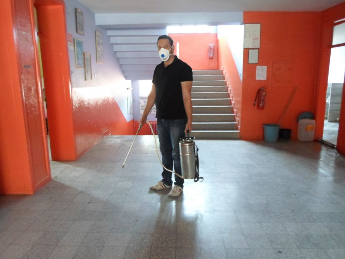 EĞİTİM ÖNCESİ OKULLARIMIZI İLAÇLADIK 