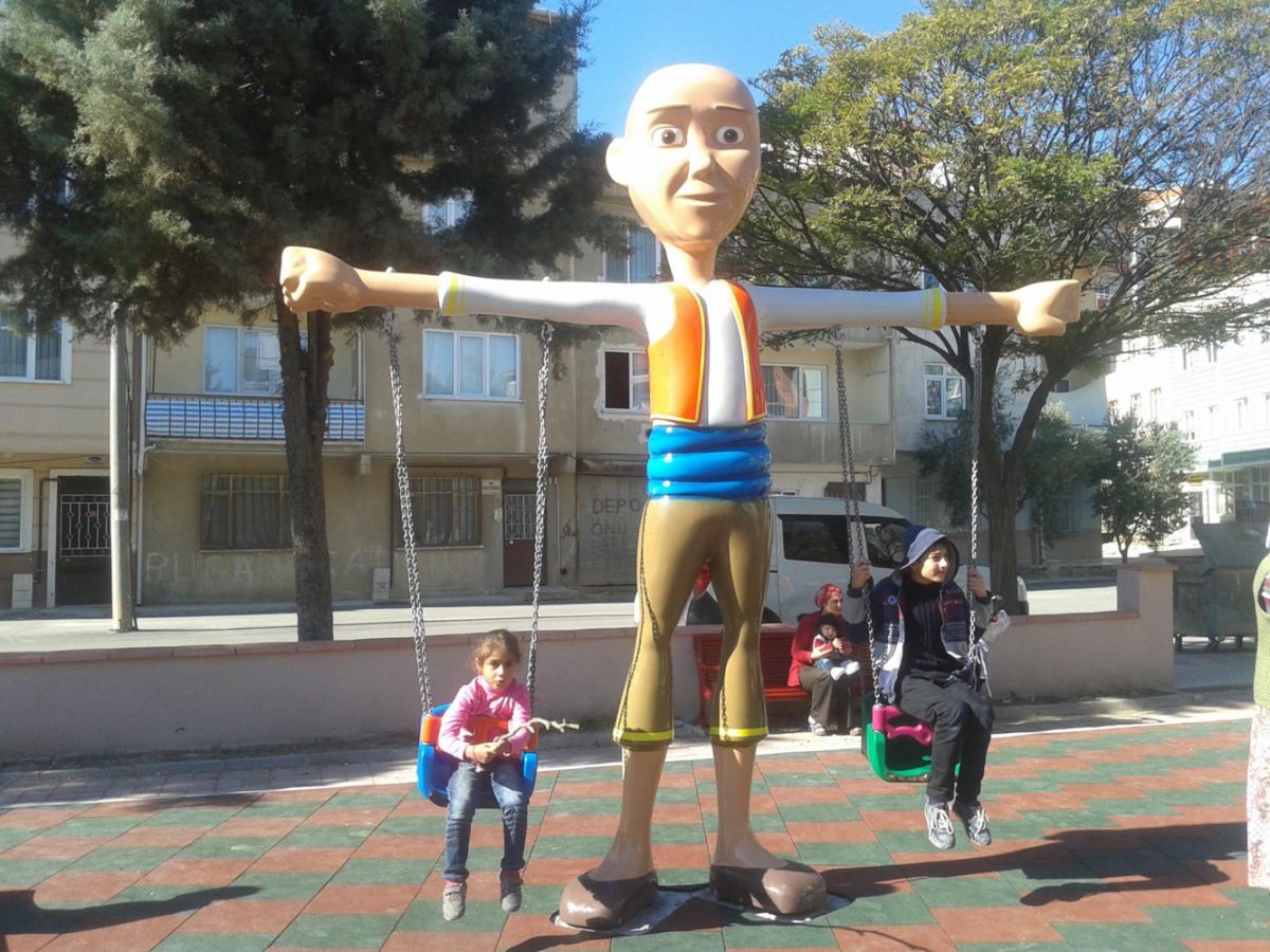 MASAL KAHRAMANLARI İLE PARKLARIMIZI YENİLEDİK 