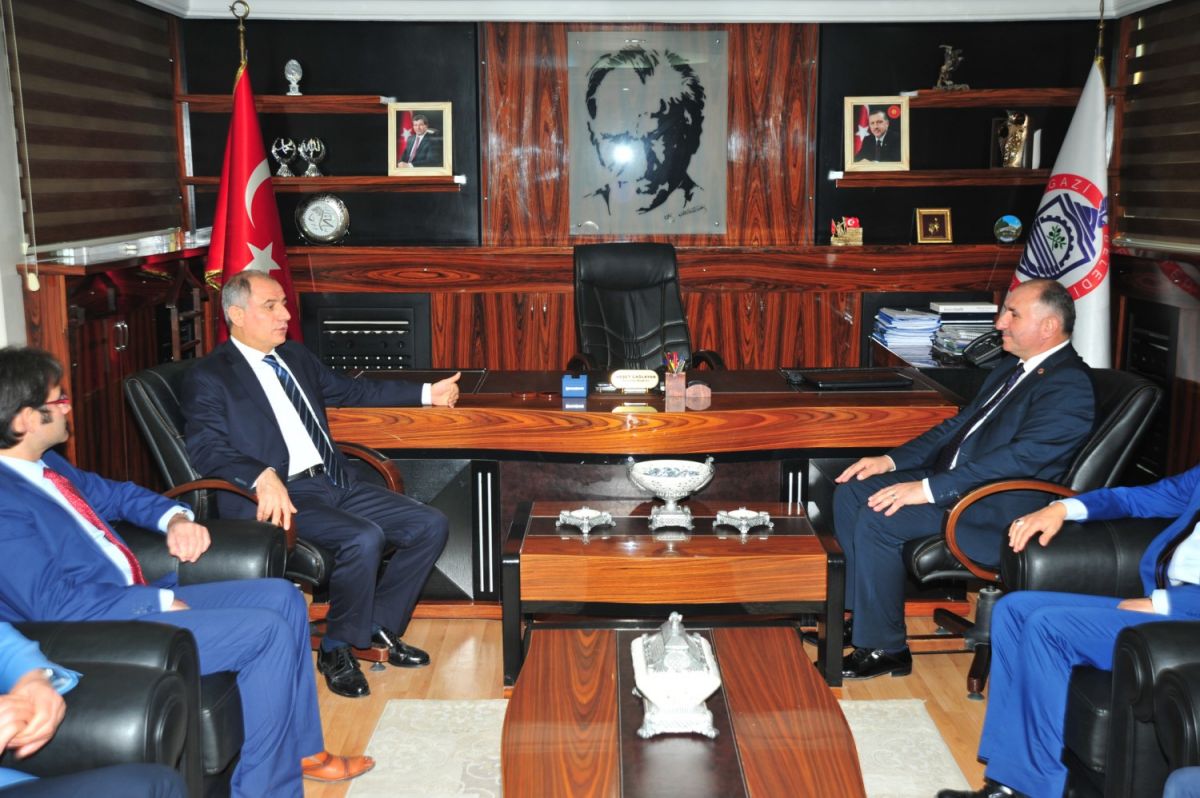 EFKAN ALA ÇAĞLAYANI MAKAMINDA ZİYARET ETTİ 