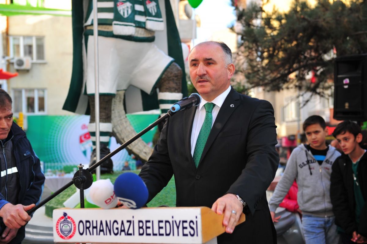 BURSASPOR PARKI'NA GÖRKEMLİ AÇILIŞ 