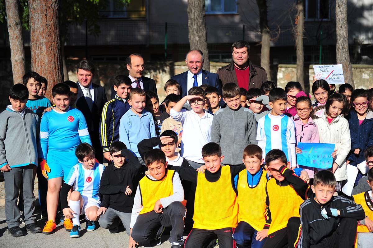 ÇAĞLAYAN SINIFLAR ARASI TURNUVAYI İZLEDİ 