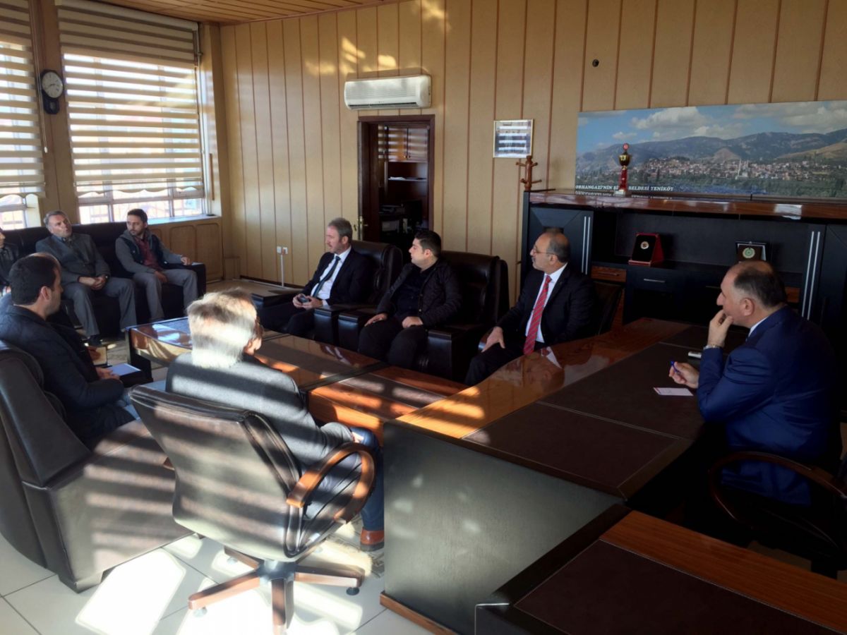 BAŞKAN YENİKÖYDE VATANDAŞLARI DİNLEDİ 