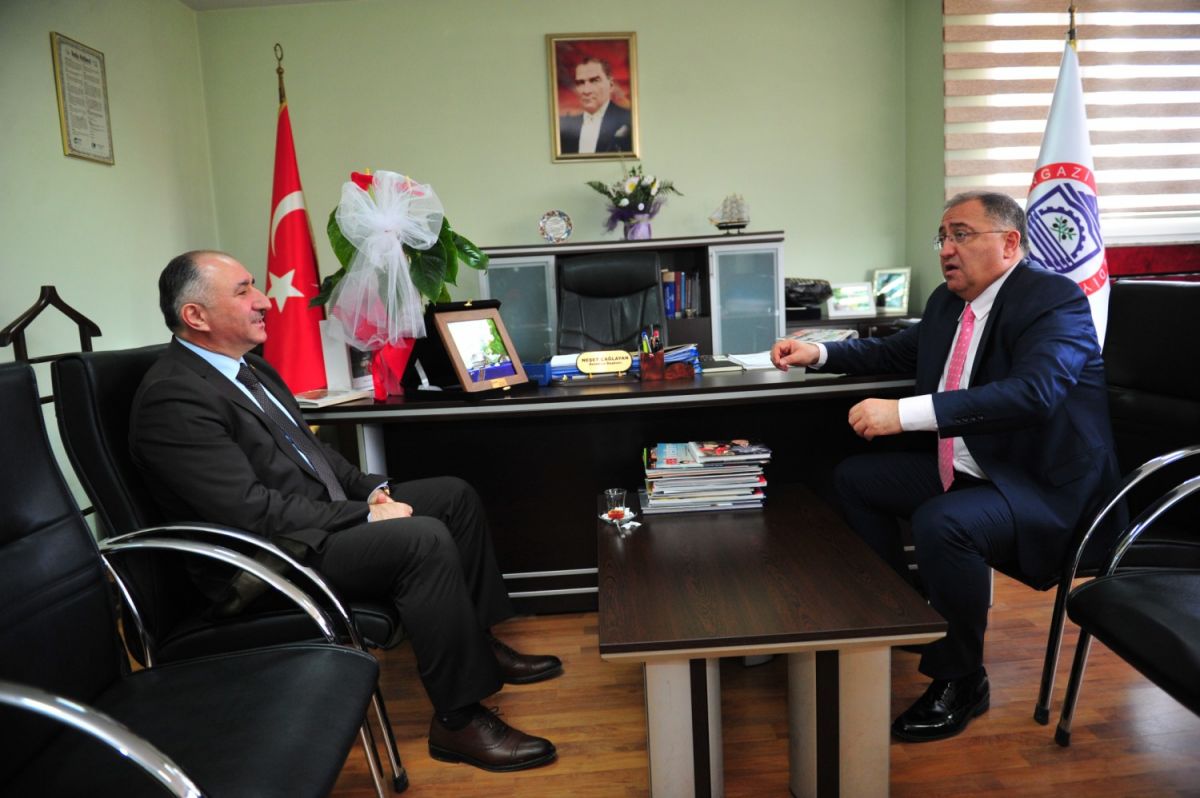 VEFA SALMAN'DAN ÇAĞLAYAN'A ZİYARET 