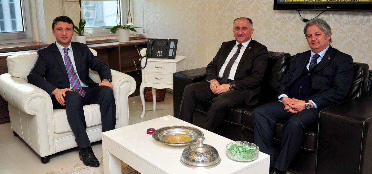 BAŞKAN ÇAĞLAYAN BAKAN YARDIMCISI İLE BİR ARAYA GELDİ 
