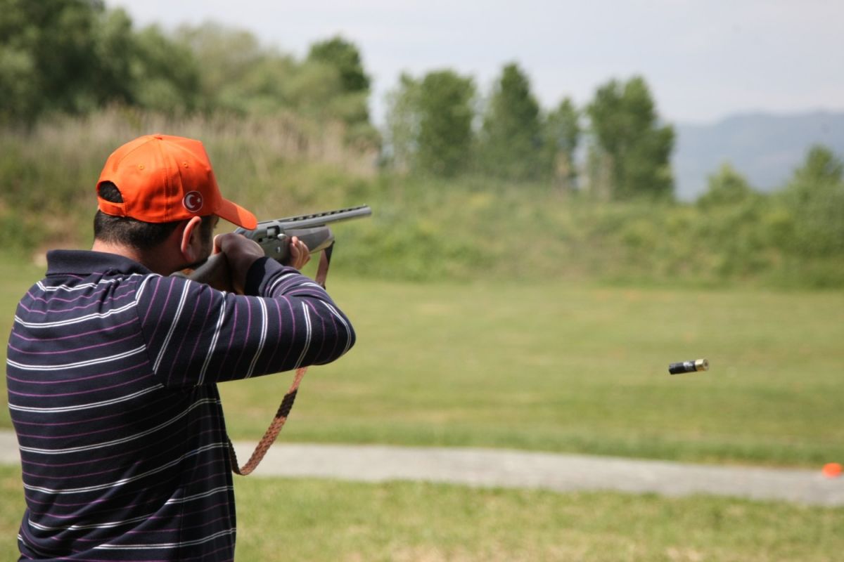 AVCILAR ATTIĞINI VURDU 