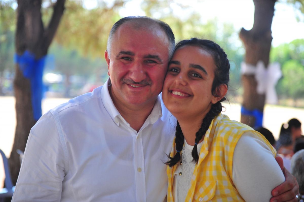 BAŞKAN ÇAĞLAYAN DEĞİŞİM REHABİLİTASYON MERKEZİ ÖĞRENCİLERİNİN YAZA VEDA PİKNİĞİNE KATILDI 