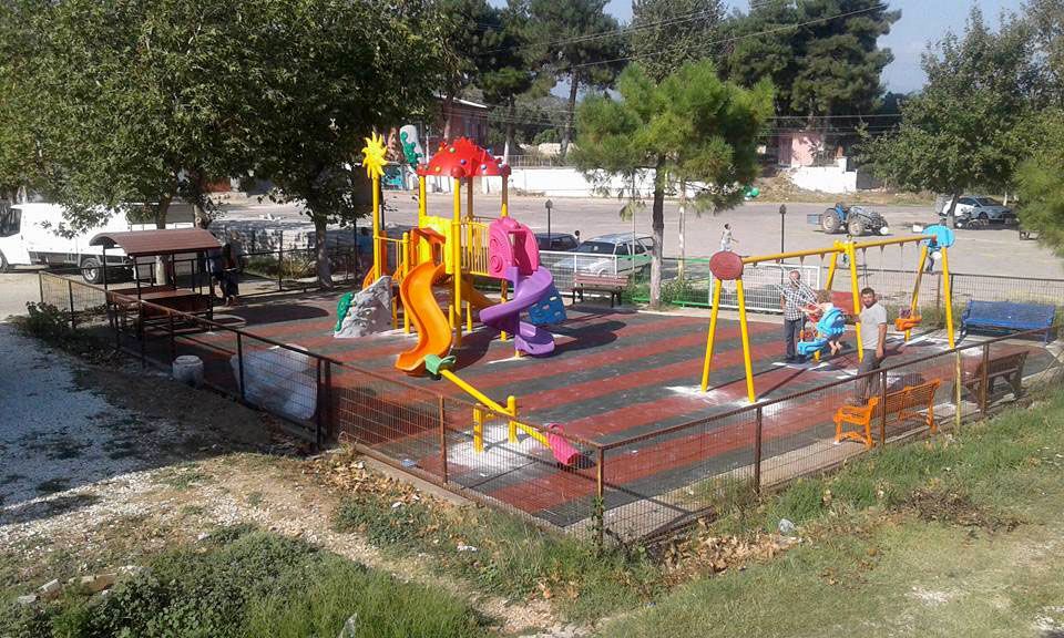 ÇELTİKÇİ'DE ÇOCUK PARKI TAMAMLANDI 