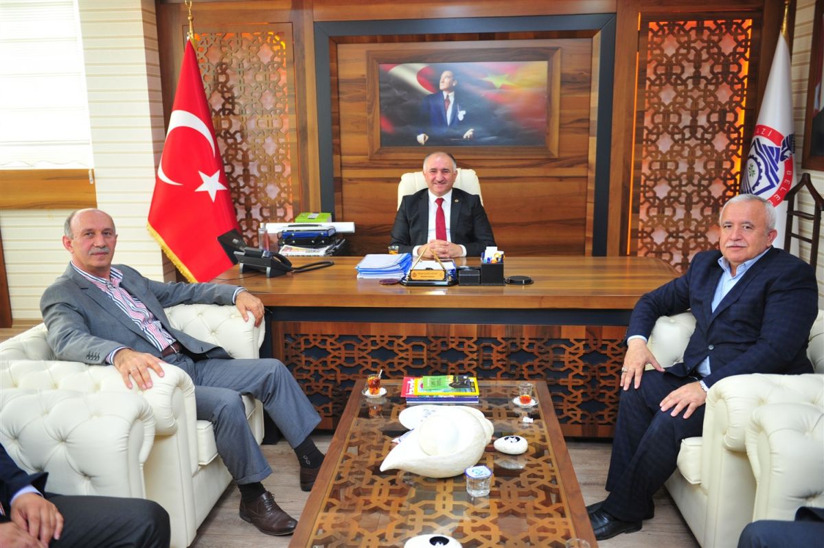 BURBAK GENEL MÜDÜRÜNDEN ZİYARET 