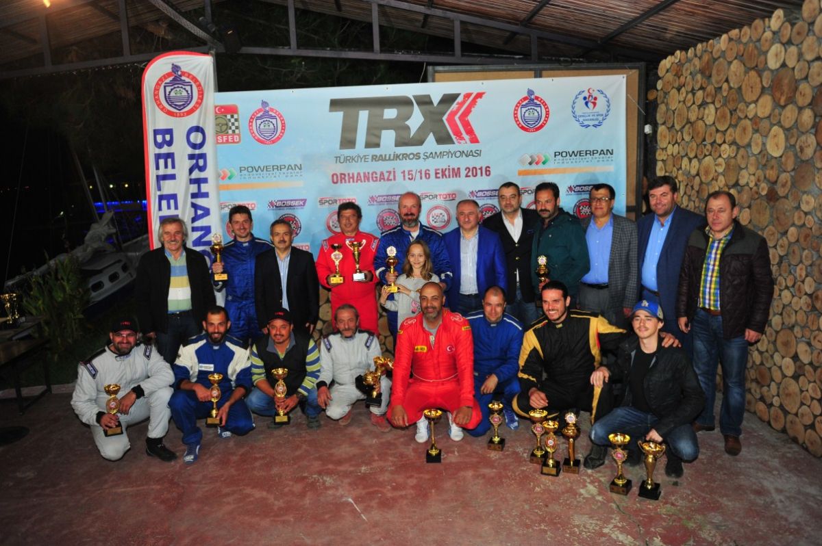 RALLİKROS ŞAMPİYONLARI ÖDÜLLERİNE KAVUŞTU 