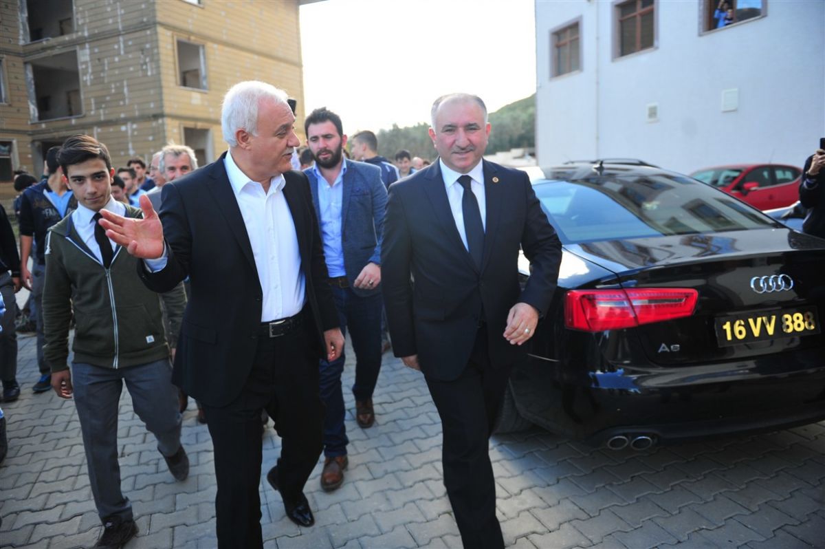 NİHAT HATİPOĞLU’NDAN SÜRPRİZ ZİYARET 