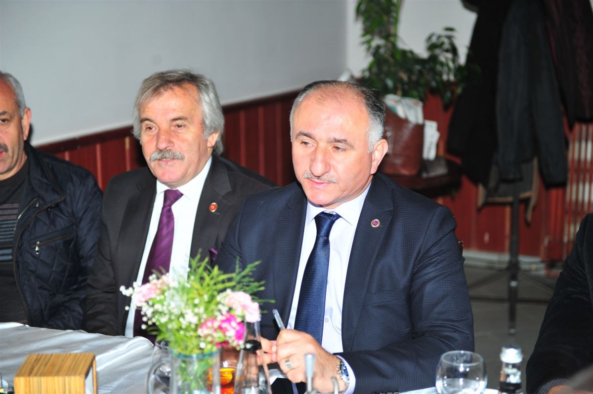 BAŞKAN ÇAĞLAYAN BASIN MENSUPLARI İLE SOHBET TOPLANTISINDA BULUŞTU 