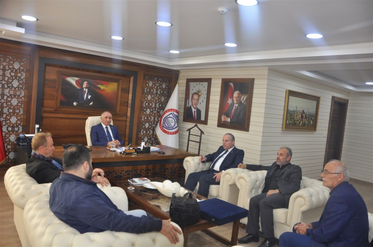 TRABZONLULAR FEDERASYONU BAŞKANI ZİYARET 