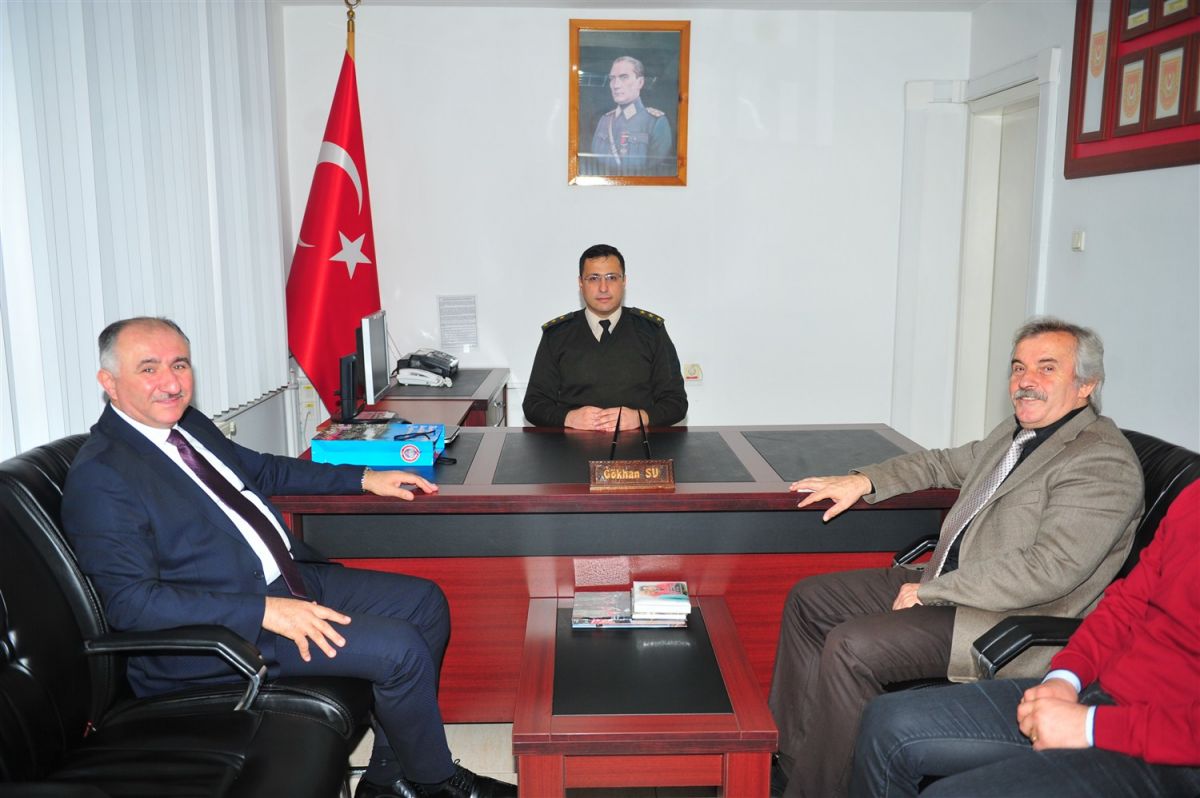 BAŞKANDAN ASKERLİK ŞUBESİ BAŞKANINA ZİYARET 