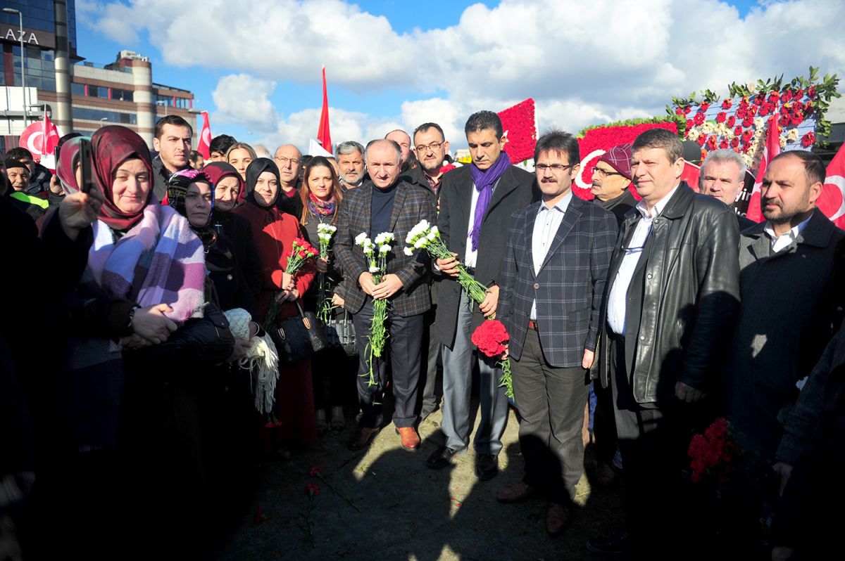 ORHANGAZİ, ŞEHİTLER TEPESİ'NDE 