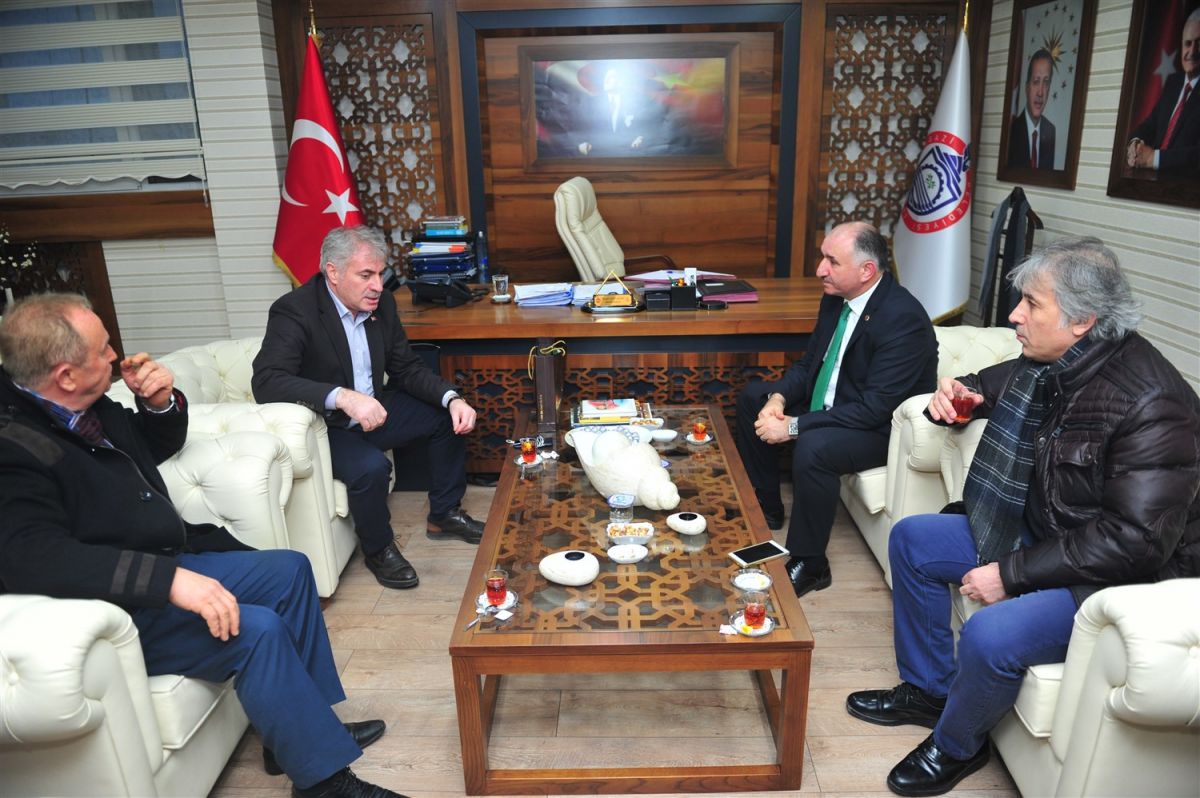 BAYBURT BELEDİYE BAŞKANI METE MEMİŞ BAŞKAN ÇAĞLAYAN'I ZİYARET ETTİ 