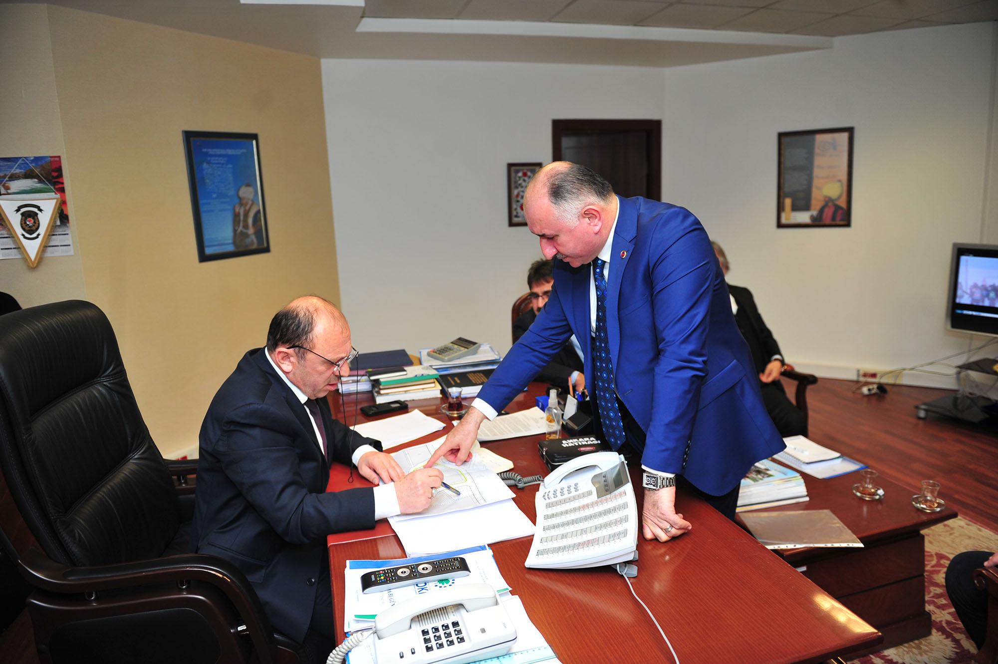 BAŞKAN ÇAĞLAYAN ÇAKIRLI TOKİ PROJESİNİN SON GÖRÜŞMELERİ İÇİN TOKİ GENEL MERKEZİNDEYDİ 