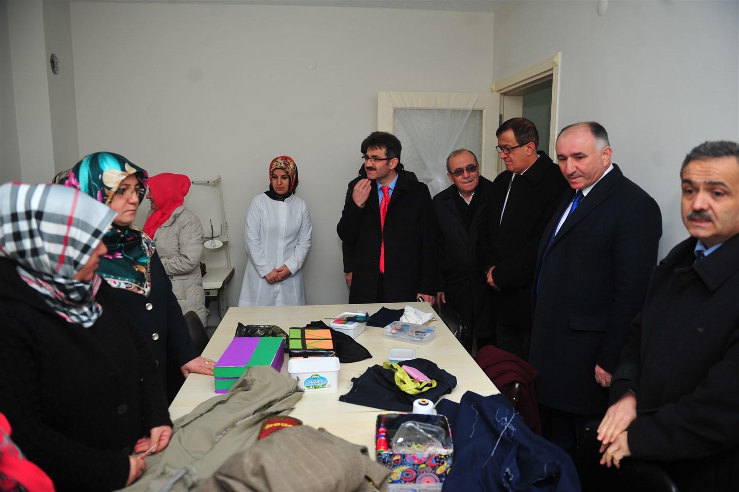 BELEDİYEDEN KADINLAR İÇİN TOKİ'DE YENİ KURS MERKEZİ 