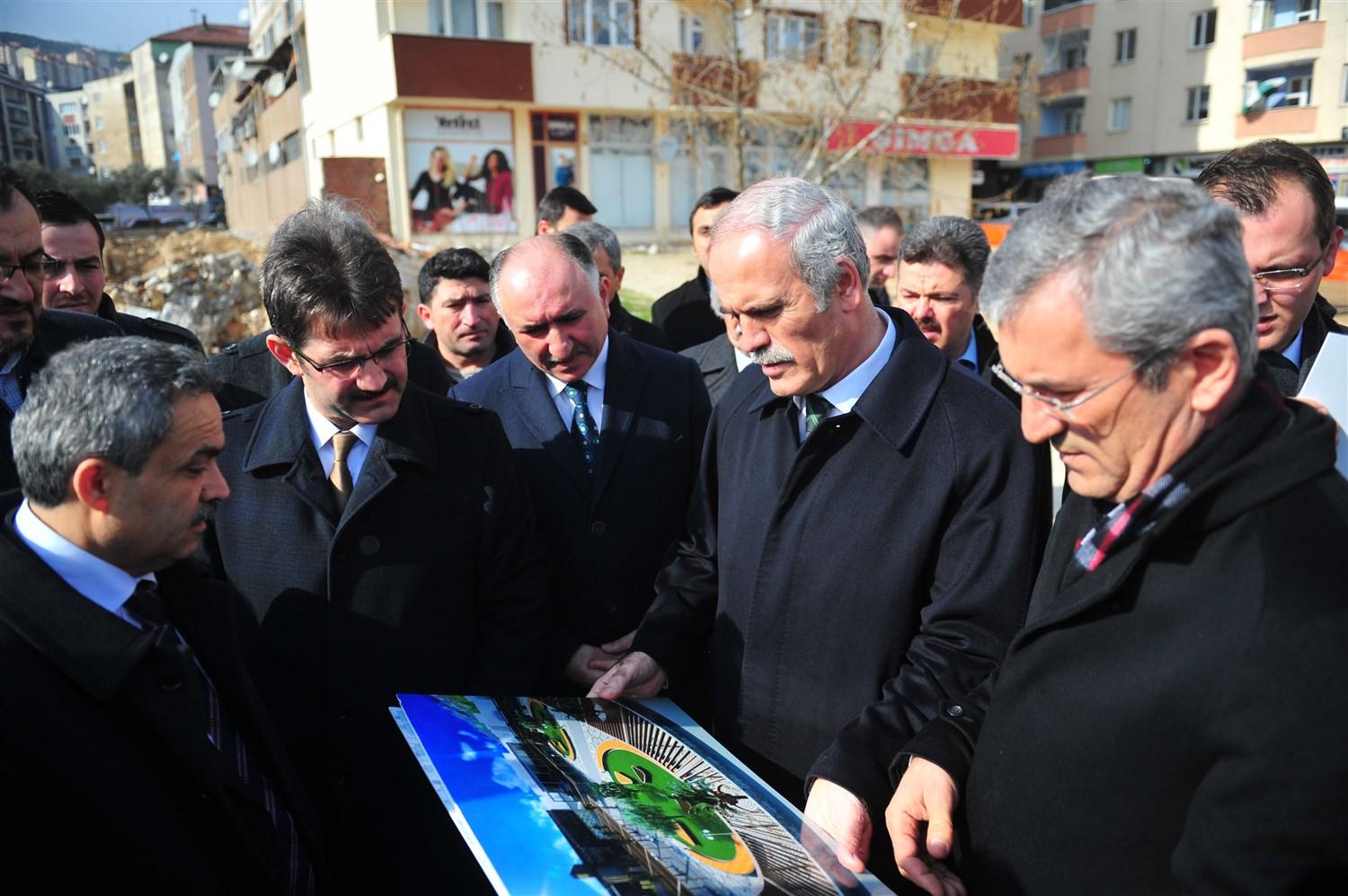 RECEP ALTEPE, KÜLTÜR MERKEZİ İNŞAATINDA İNCELEMELERDE BULUNDU 