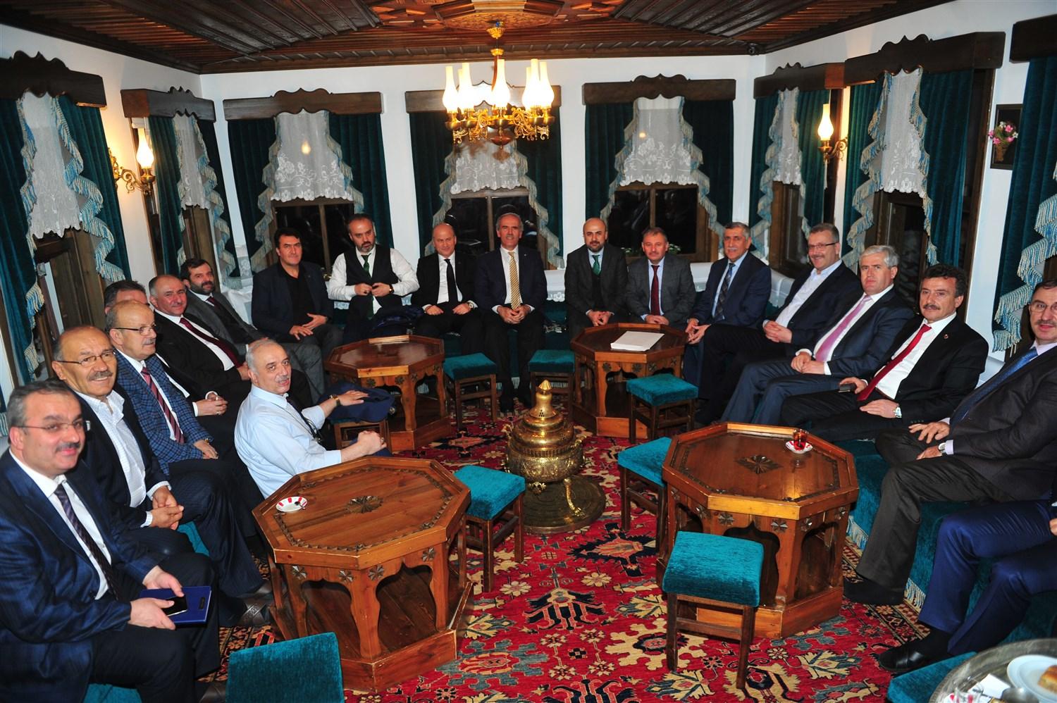 BAŞKAN ÇAĞLAYAN BELEDİYE BAŞKANLARI TOPLANTISINA KATILDI 