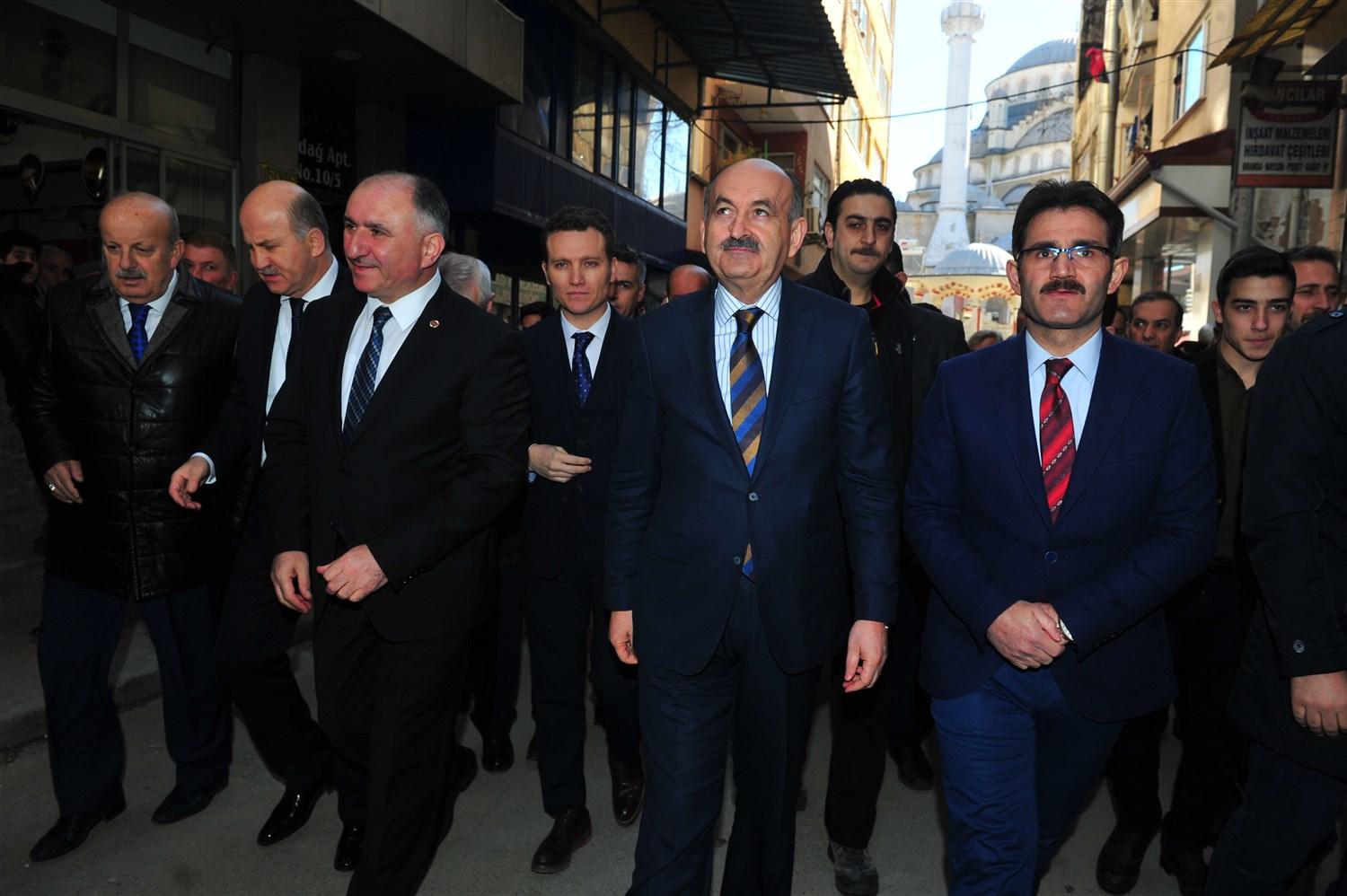 ORHANGAZİ, ÇALIŞMA SOSYAL GÜVENLİK BAKANI MEHMET MÜEZZİNOĞLU'NU AĞIRLADI 