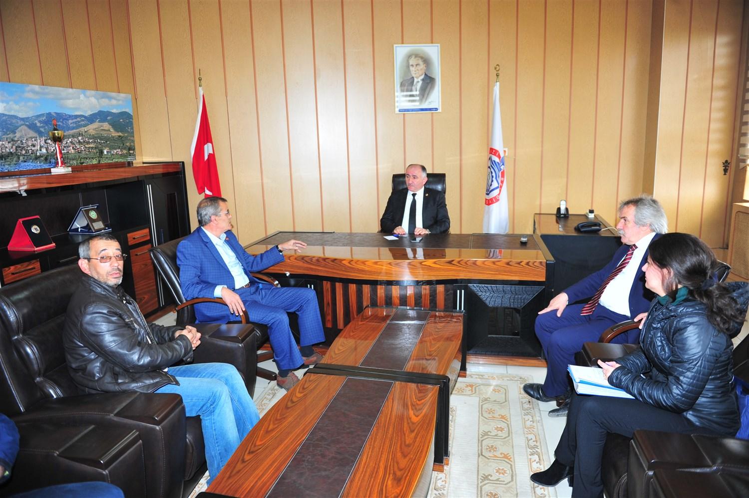 BAŞKAN ÇAĞLAYAN YENİKÖY'DE VATANDAŞLARI DİNLEDİ 