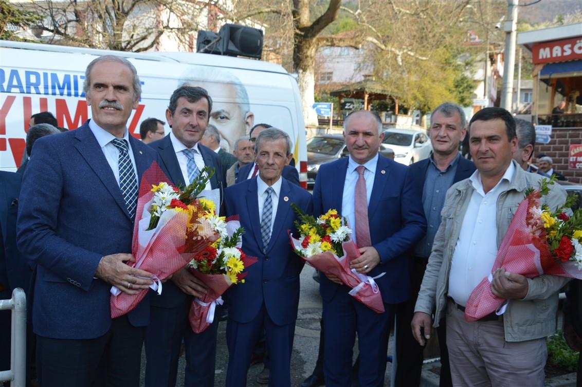 YENİ SÖLÖZ'DE VATANDAŞLARLA KUCAKLAŞMA 