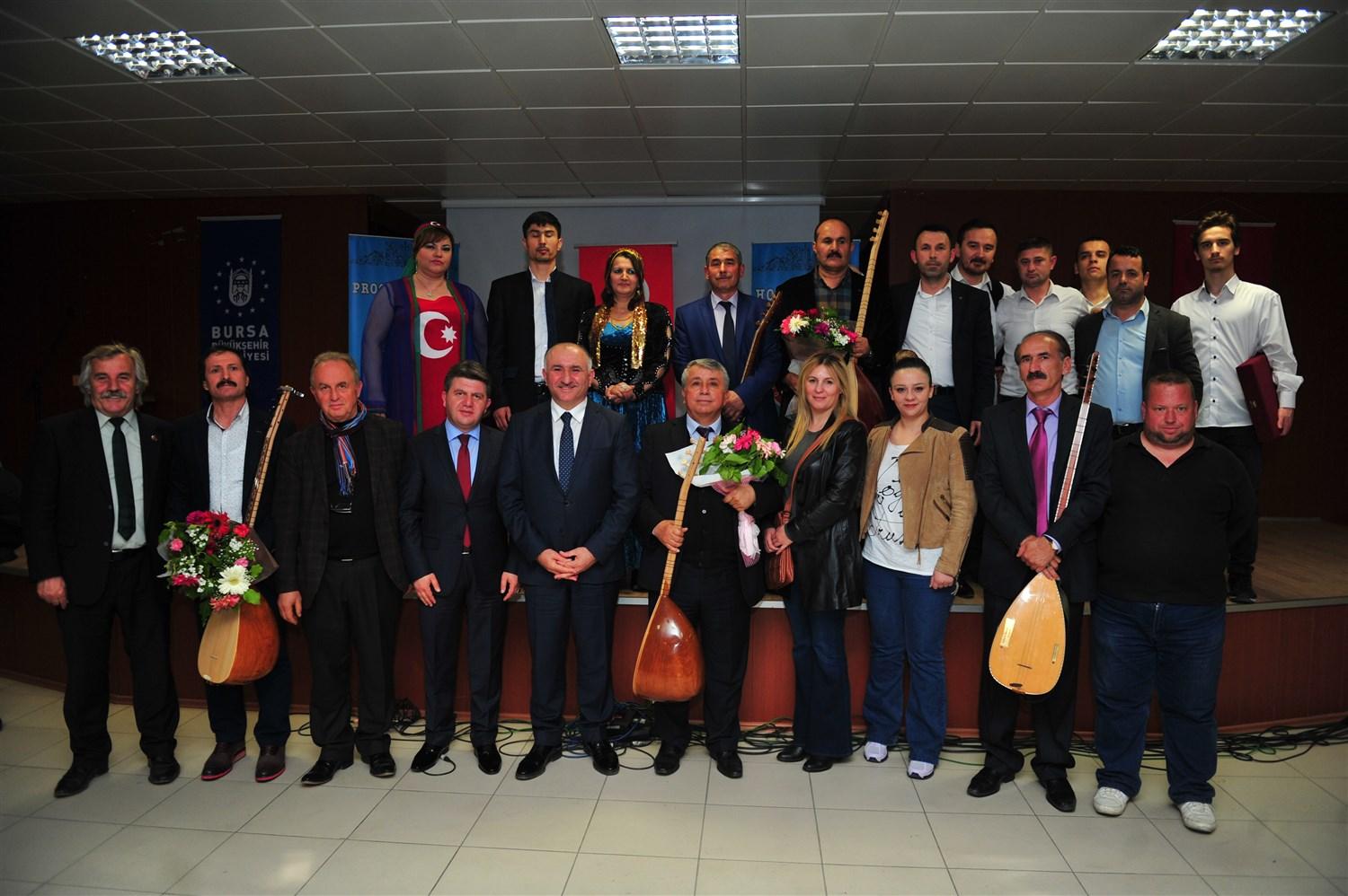 AZERİ, KIRGIZ, KAZAK VE TÜRK HALK OZANLARINDAN MUHTEŞEM TÜRKÜ GECESİ 