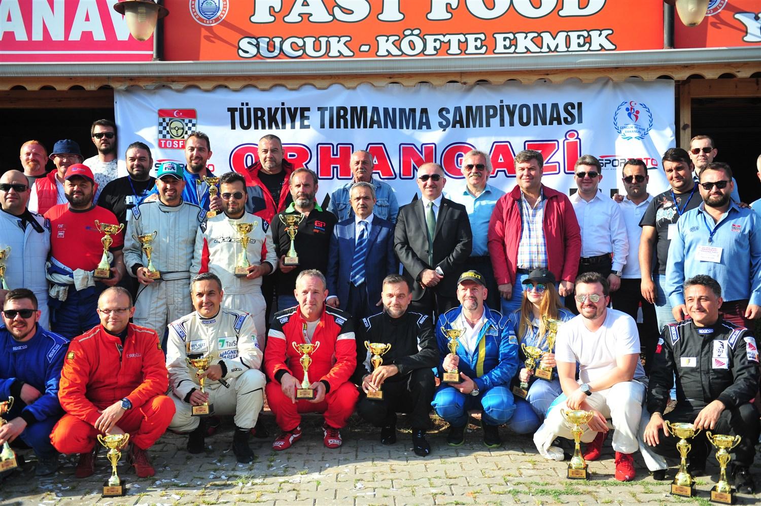 TIRMANMA YARIŞLARININ ÖDÜL TÖRENİ YAPILDI 