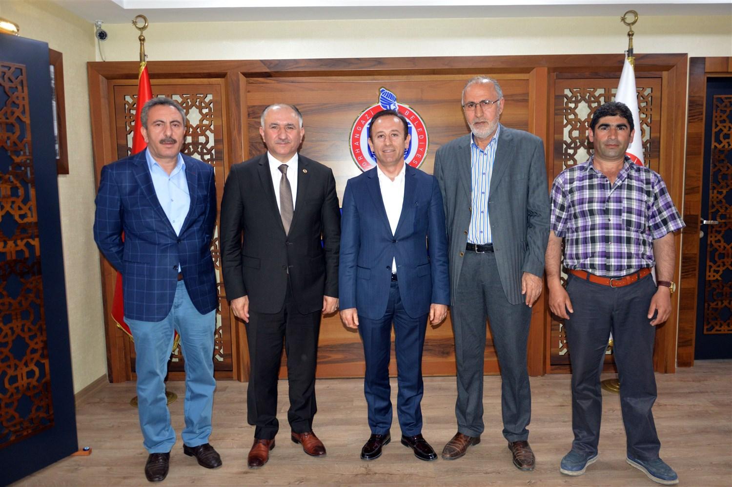 FEDERASYON BAŞKANI VE YÖNETİCİLERİ BAŞKAN ÇAĞLAYAN’I ZİYARET ETTİ 