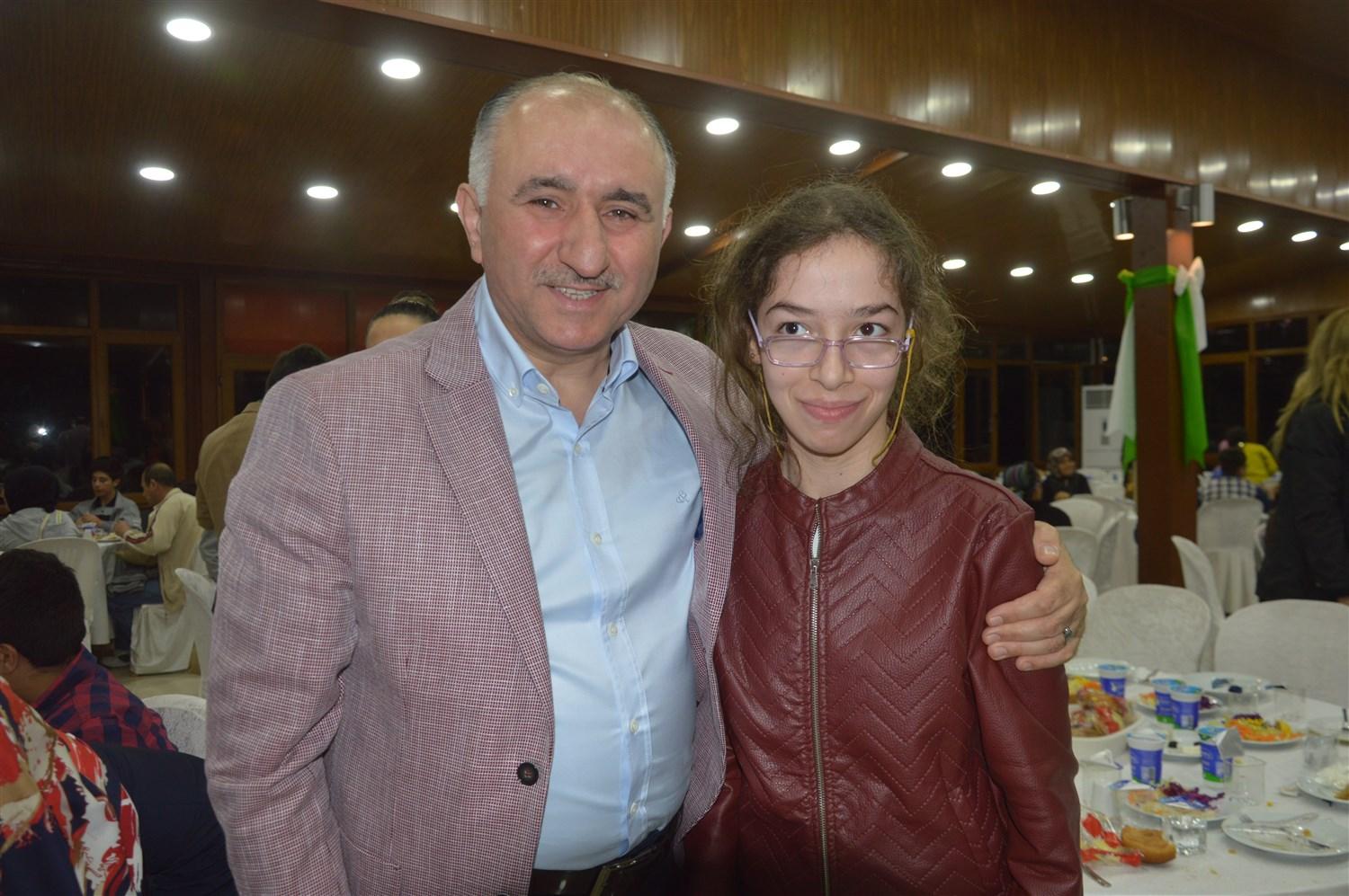 BAŞKAN ÇAĞLAYAN YETİM İFTARINDA ORHANGAZİ'DEKİ YETİMLERLE BULUŞTU. 