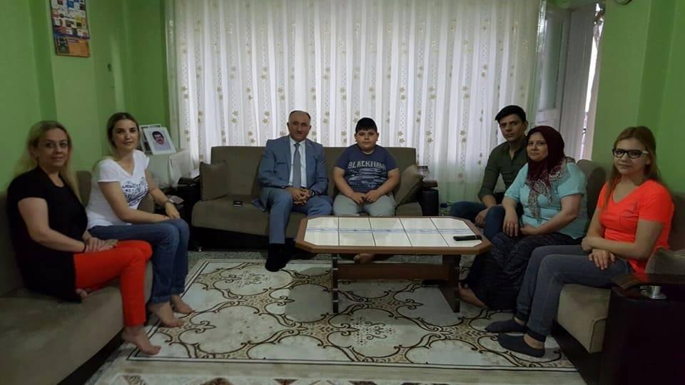 BAŞKAN ÇAĞLAYAN İFTAR SONRASI ÖZALP AİLESİNİN MİSAFİRİ OLDU 