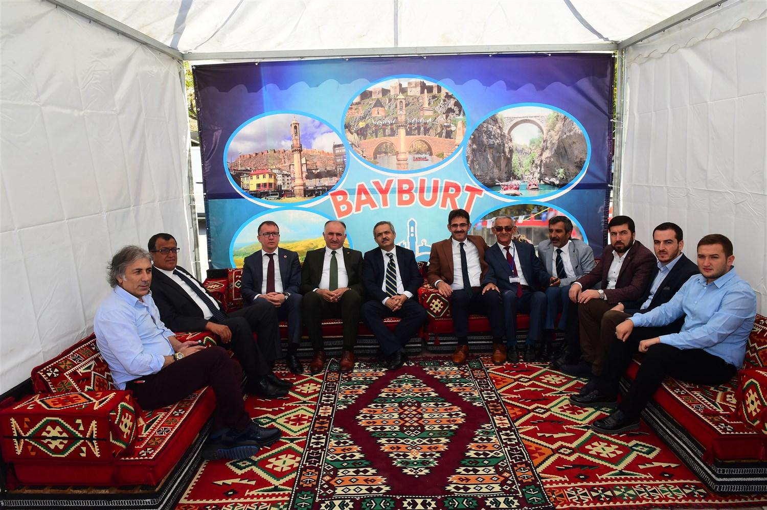 KÜLTÜR DERNEKLERİ STANTLARI AÇILDI 