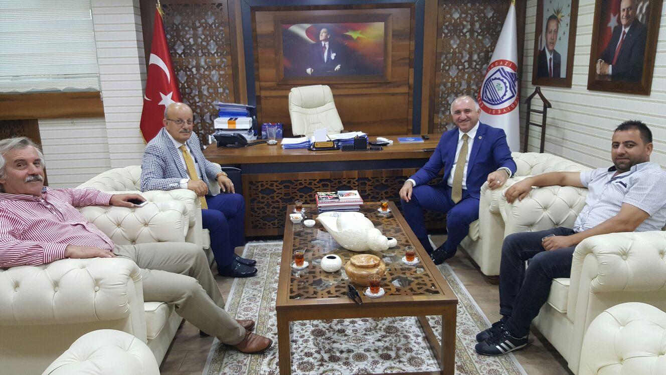 İZNİK BELEDİYE BAŞKANI OSMAN SARGIN BAŞKAN ÇAĞLAYAN'I ZİYARET ETTİ 