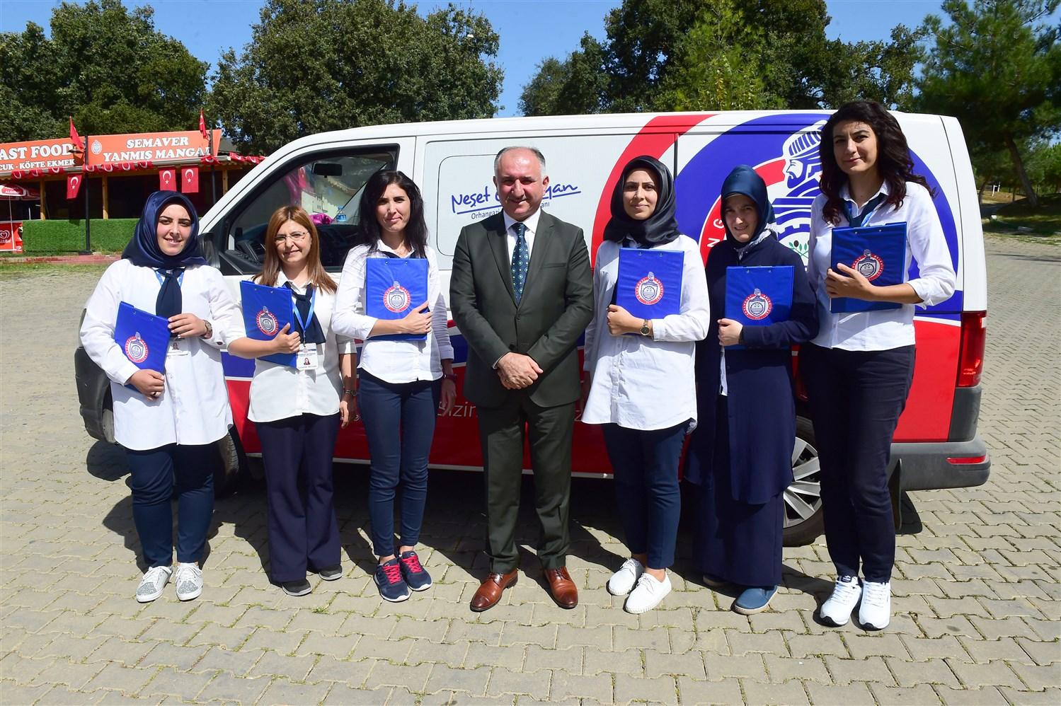 ORHANGAZİ BELEDİYESİ, “BELEDİYEM BENİMLE PROJESİ” İLE VATANDAŞIN AYAĞINA GİDİYOR 