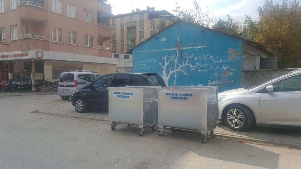 ÇÖP KONTEYNIRLARI YENİLENİYOR 